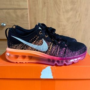 NIKE FLYKNIT AIRMAX🖤